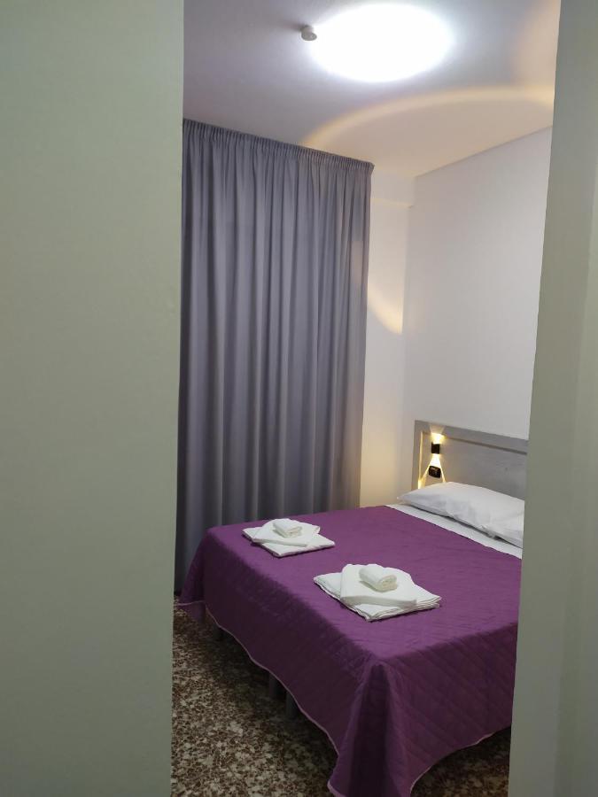 Hotel Madonna Del Pino Червия Экстерьер фото