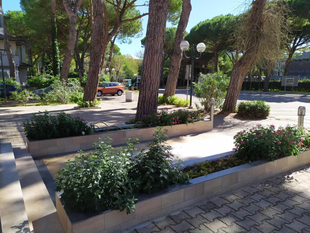 Hotel Madonna Del Pino Червия Экстерьер фото