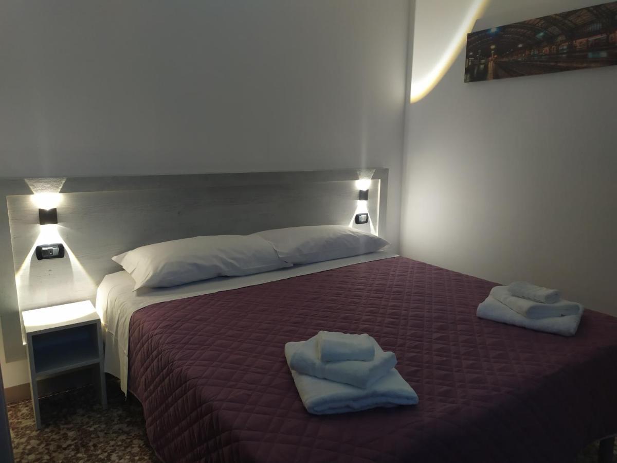 Hotel Madonna Del Pino Червия Экстерьер фото